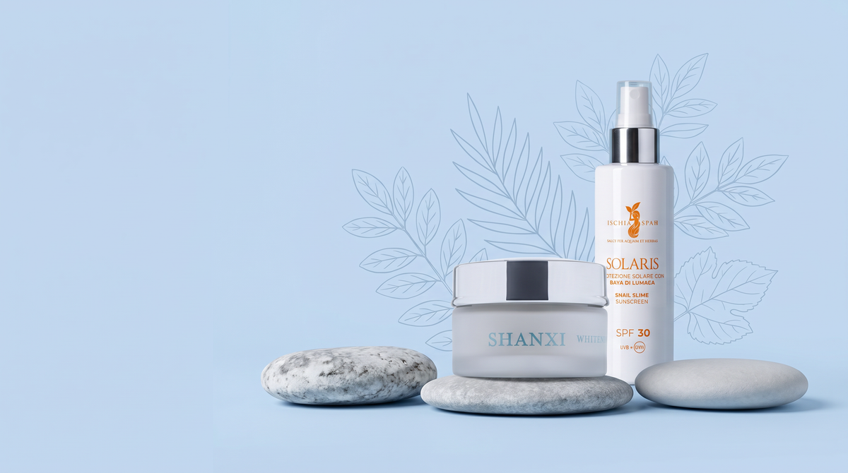 Crema Schiarente Macchie Brune Shanxi e Protezione Solare Solaris SPF 30 su pietre chiare, fondo azzurro
